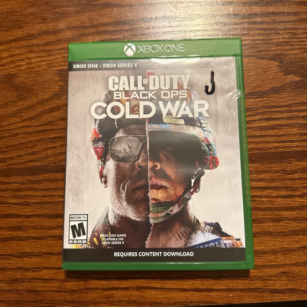 Call of Duty: Black Ops Cold War for Xbox One - Green Case